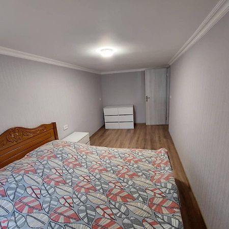Davids Entire Place Borjomi Exterior foto
